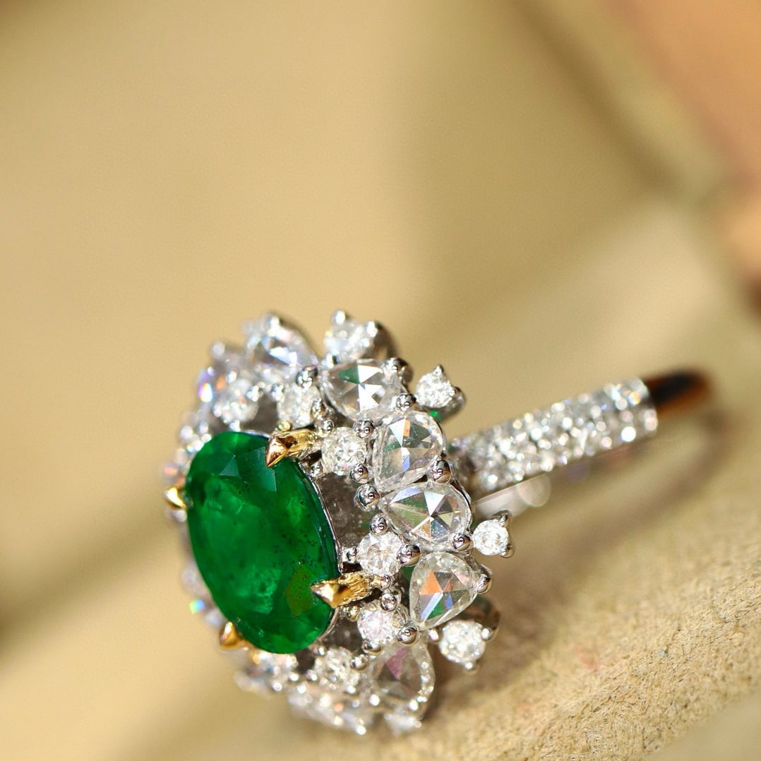14k Gold 2.31 Ctw Natural Emerald & Diamond Ring - 5