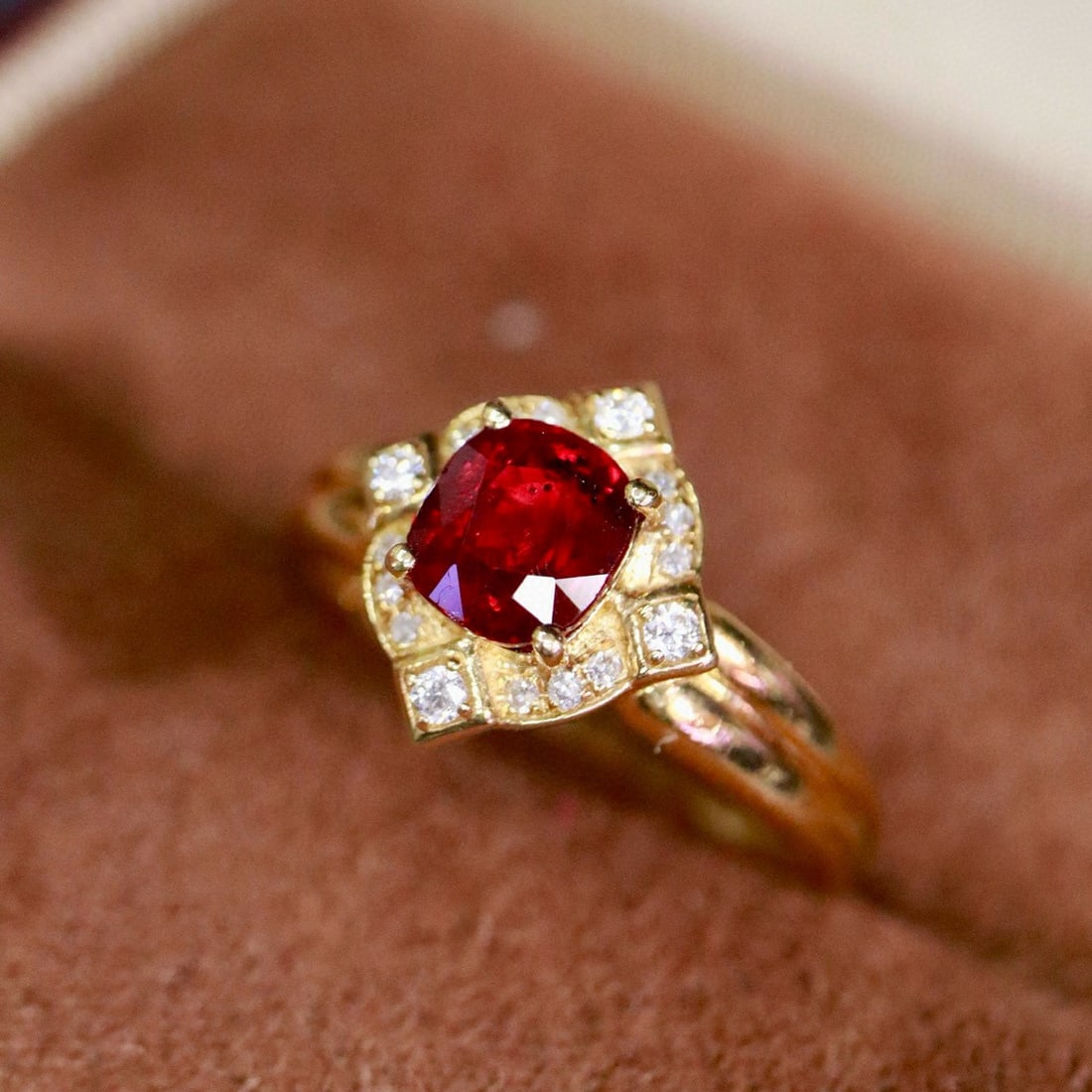 14k Gold 1.31 Ctw Natural Ruby & Diamond Ring - 4
