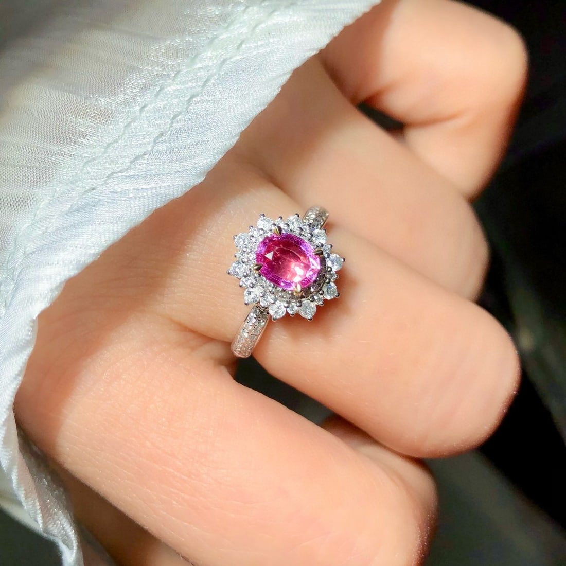 14k Gold 1.19 Ctw Natural Padparadscha Sapphire & Diamond Ring - 6