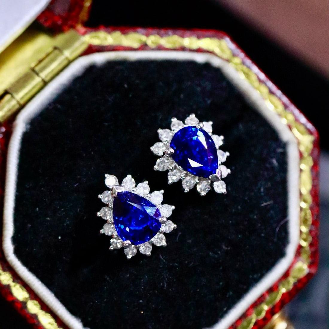 14k Gold 0.87 Ctw Natural Sapphire & Diamond Earrings - 2