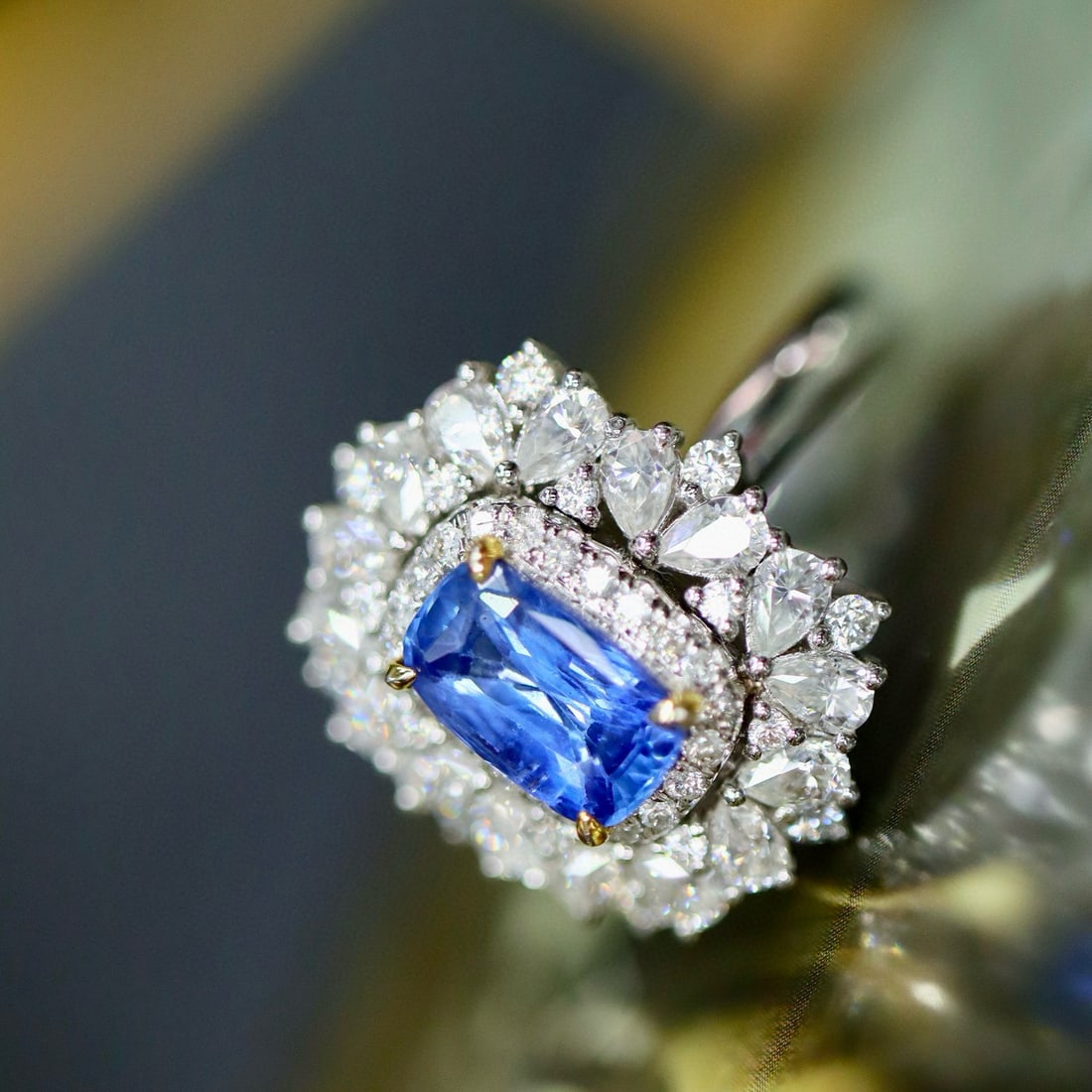 14k Gold 1.44 Ctw Natural Sapphire & Diamond Ring - 2