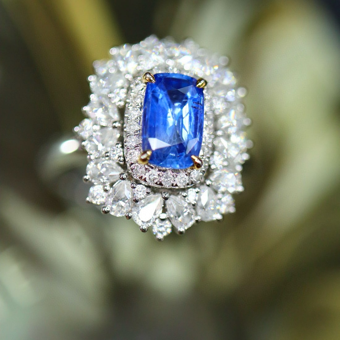 14k Gold 1.44 Ctw Natural Sapphire & Diamond Ring - 4
