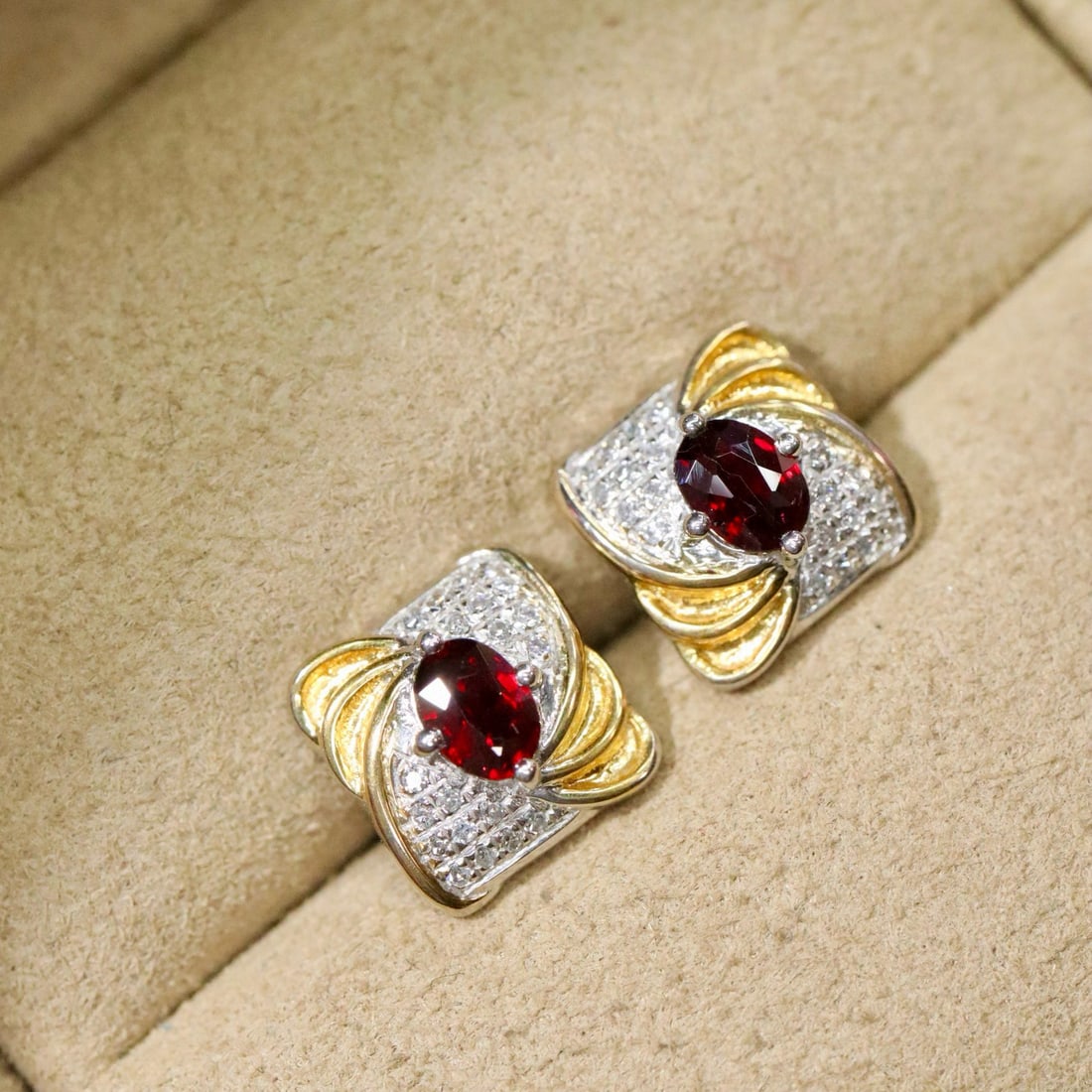 14k Gold 0.53 Ctw Natural Ruby & Diamond Earrings - 2
