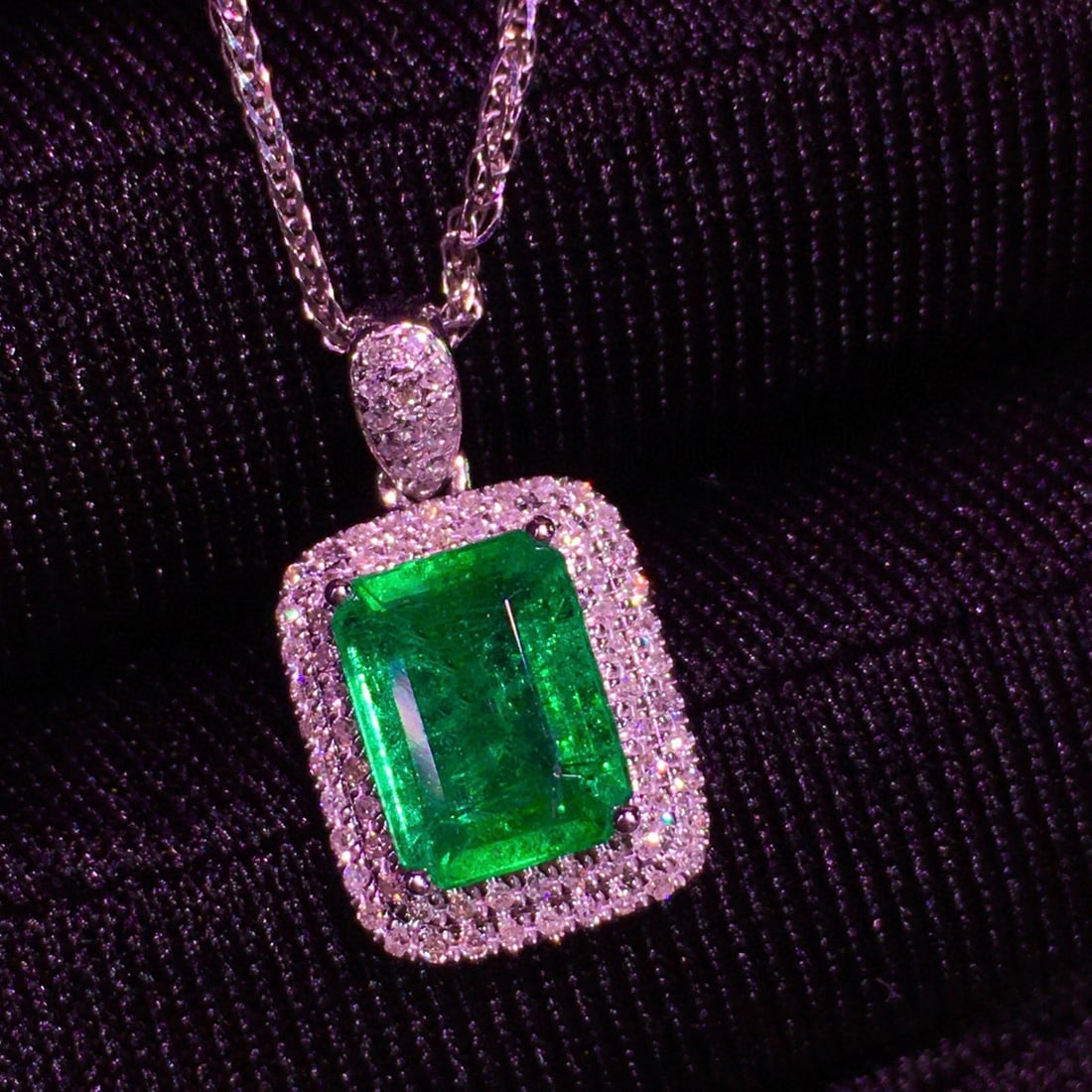 14k Gold 1.54 Ct Natural Emerald & Diamond Pendant( Without Chain ) - 3