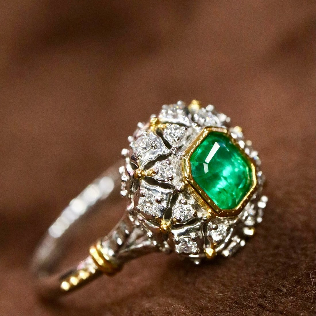 14k Gold 1.03 Ctw Natural Emerald & Diamond Ring - 2