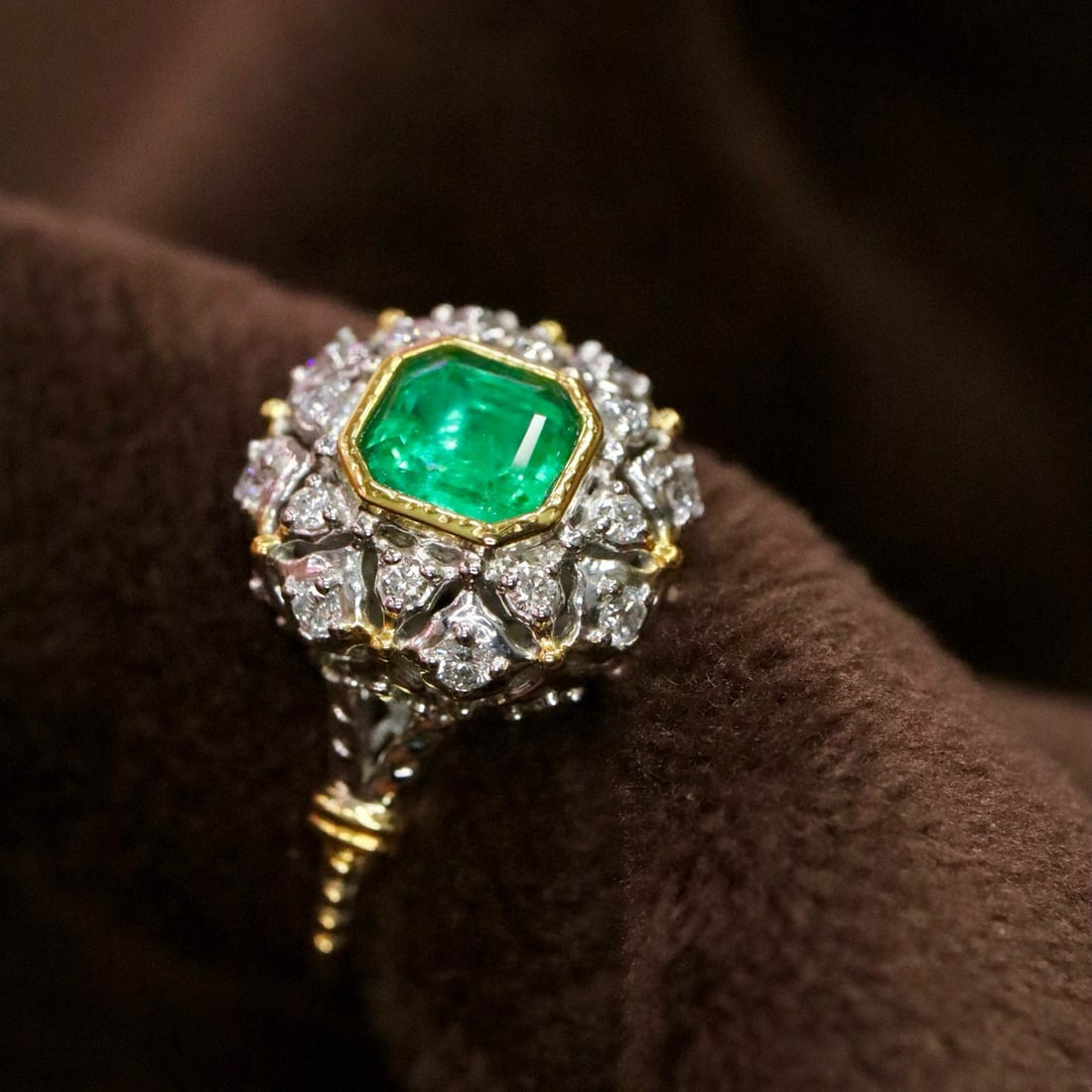 14k Gold 1.03 Ctw Natural Emerald & Diamond Ring - 4