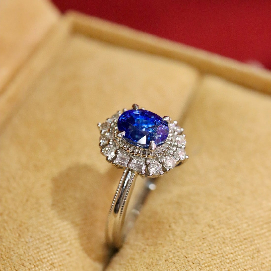 14k Gold 2.13 Ctw Natural Sapphire & Diamond Ring - 4