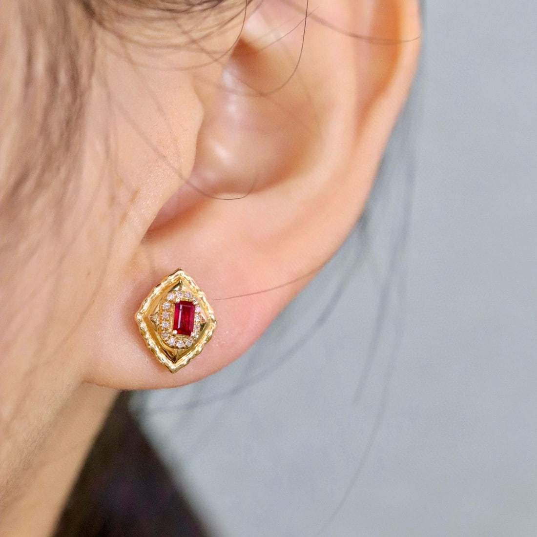 14k Gold 0.39 Ctw Natural Ruby & Diamond Earrings - 6