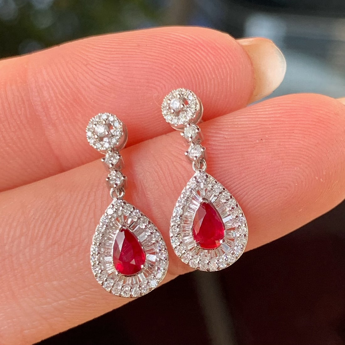 14k Gold 1.06 Ctw Natural Ruby & Diamond Earrings - 5