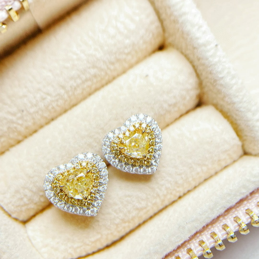 14k Gold 1.39 Ctw Natural Yellow Diamond & Diamond Earrings: Ref:231029230 // gold content:14k gold // main gemstone:yellow diamond // shape:heart // carat weight:1. 0ct // color:yellow // treatment:natural // cut grade:g // // adjacent gemstone 2 : diamond // 