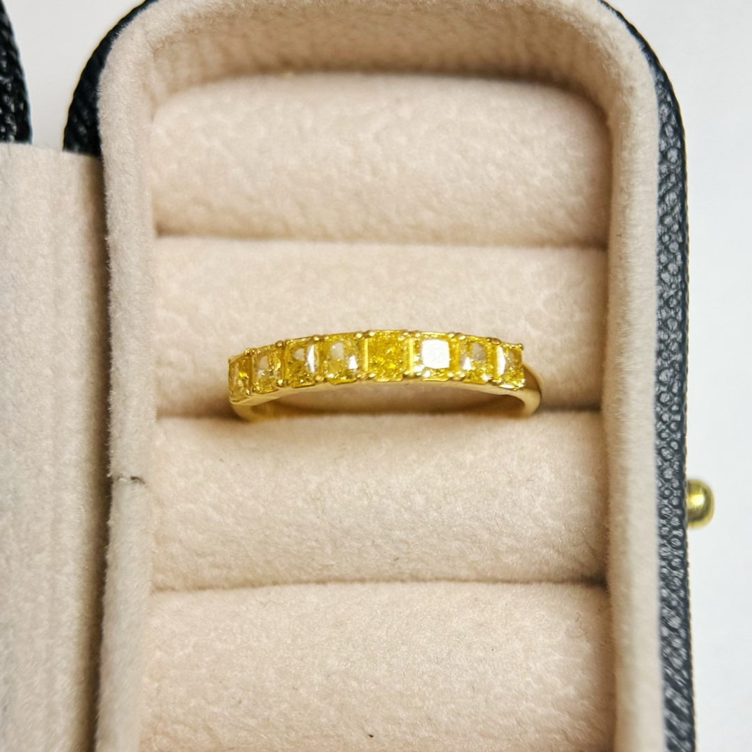 14k Gold 0.77 Ct Natural Yellow Diamond & Diamond Ring: Ref:231029231 // gold content:14k gold // ring size:7. 25us // // main gemstone:yellow diamond // shape:round // carat weight:0. 77ct // color:yellow // treatment:natural // cut grade:g // //