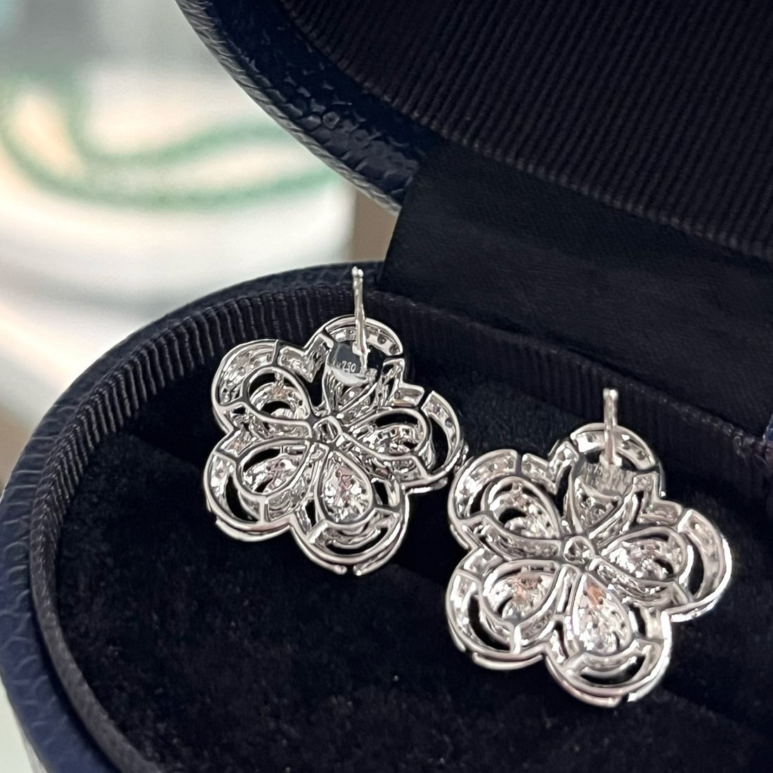 14k Gold 1.9 Ct Natural H Diamond Earrings - 2