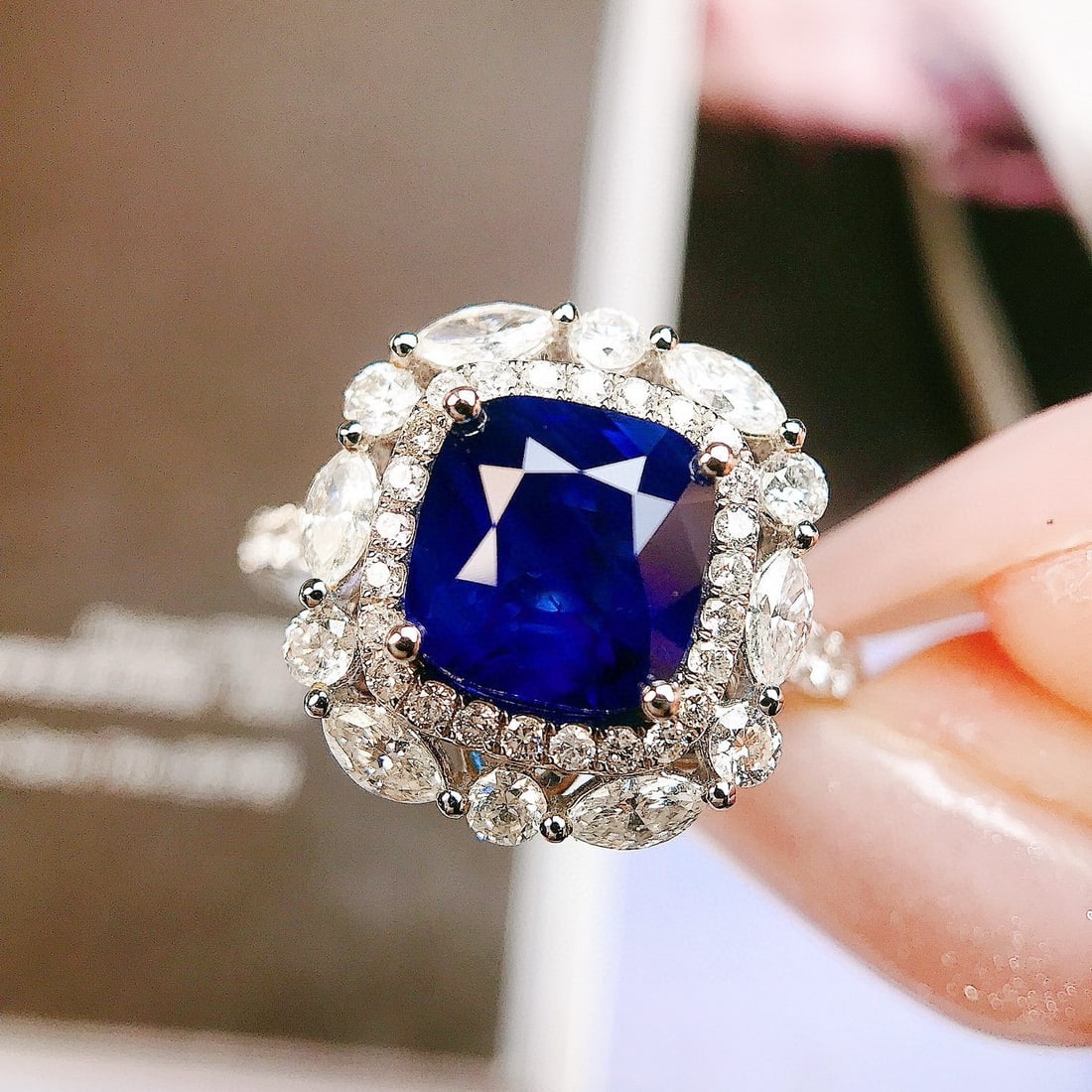 14k Gold 3.45 Ctw Natural Sapphire & Diamond Ring - 2