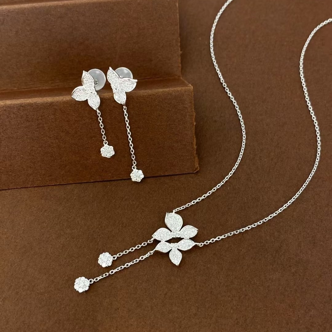 14k Gold 0.53 Ctw Natural H Diamond Jewelry Set: Ref:231030023 // gold content:14k gold // earrings // main gemstone:diamond // shape:round // carat weight:0. 25ct // clarity grade:vs-si // color:h // treatment:natural // cut grade:g // // necklace