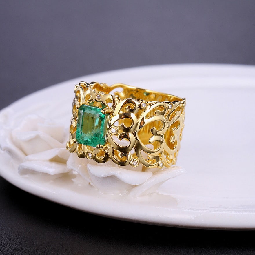14k Gold 1.95 Ctw Natural Emerald & Diamond Ring - 2
