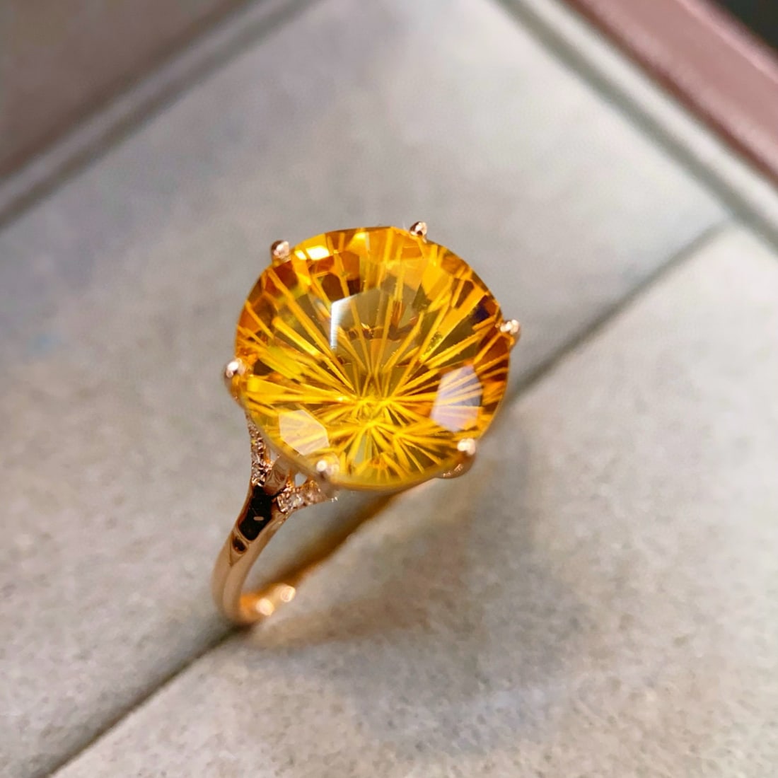 14k Gold 6.70 Ctw Natural Citrine & Diamond Ring - 3
