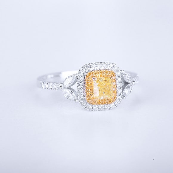 14k Gold 0.78 Ctw Natural Yellow Diamond & Diamond Ring - 2