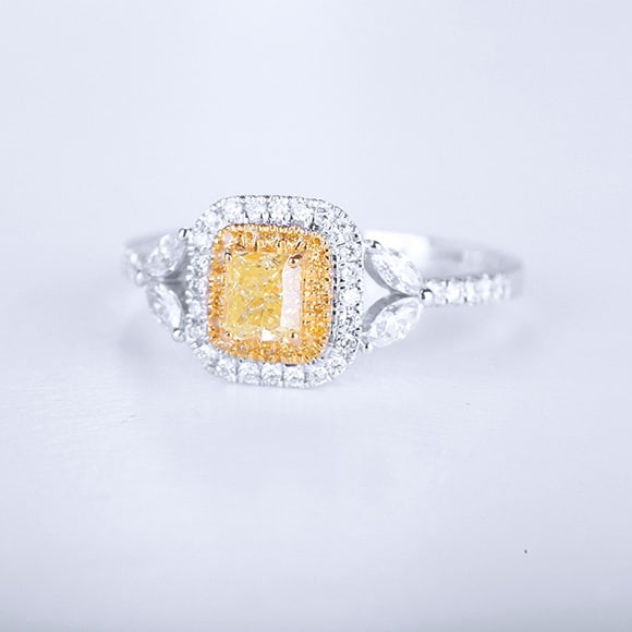 14k Gold 0.78 Ctw Natural Yellow Diamond & Diamond Ring - 3