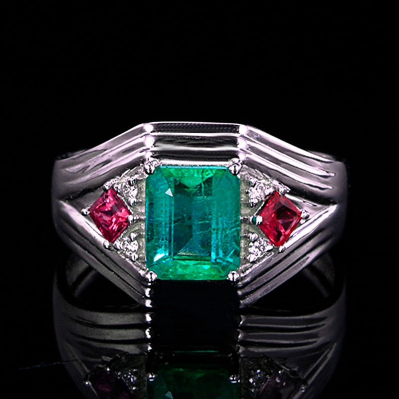 14k Gold 1.39 Ctw Vivid Green Natural Emerald & Diamond Ring: Ref:231030100 // gold content:14k gold // ring size:7. 25us // // main gemstone:emerald // shape:octagonal // carat weight:1. 35ct // color:vivid green // treatment:natural // // adjacent gemstone 2 :