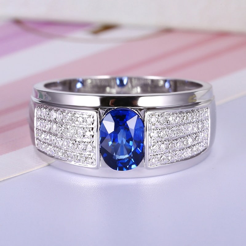 14k Gold 1.29 Ct Natural Sapphire & Diamond & Men¡¯s Ring: Ref:231030114 // gold content:14k gold // ring size:8us // // main gemstone:sapphire // shape:oval // carat weight:1. 29ct // color:royal blue // treatment:natural // // adjacent gemstone 2 : diamond