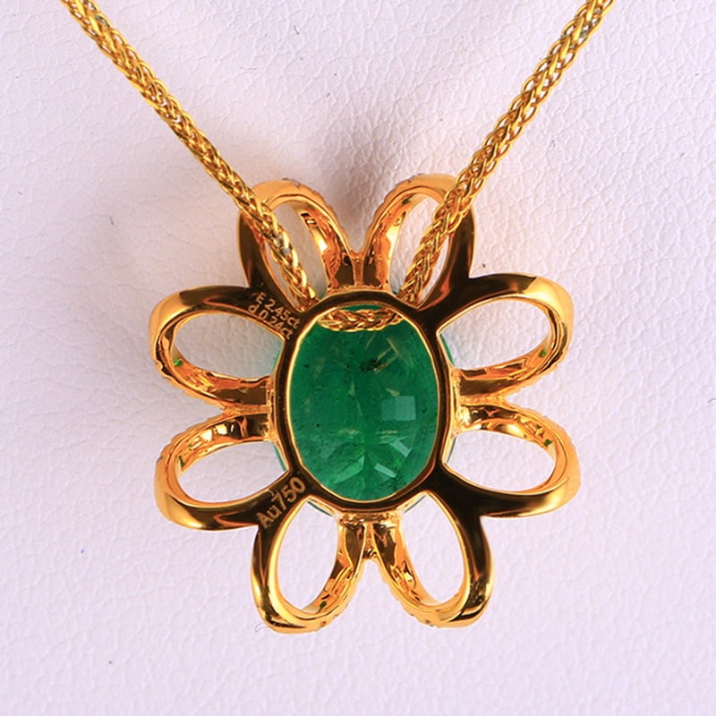 14k Gold 2.69 Ctw Vivid Green Natural Emerald & Diamond Pendant( Without Chain ) - 4