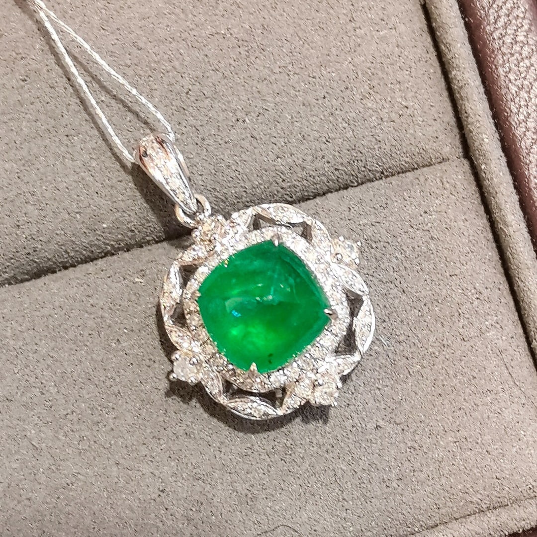 14k Gold 3.74 Ctw Vivid Green Natural Emerald & Diamond Pendant( Without Chain ) - 6
