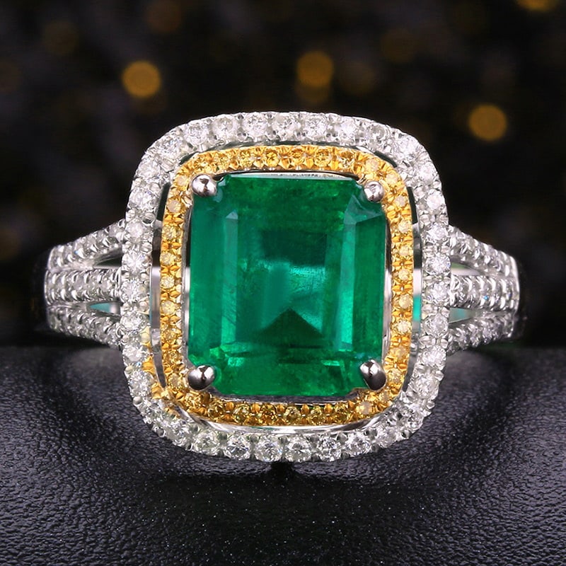 14k Gold 2.75 Ctw Vivid Green Natural Emerald & Diamond Ring: Ref:231030169 // gold content:14k gold // ring size:7. 25us // // main gemstone:emerald // shape:octagonal // carat weight:2. 36ct // color:vivid green // treatment:natural // // adjacent gemstone 2 :