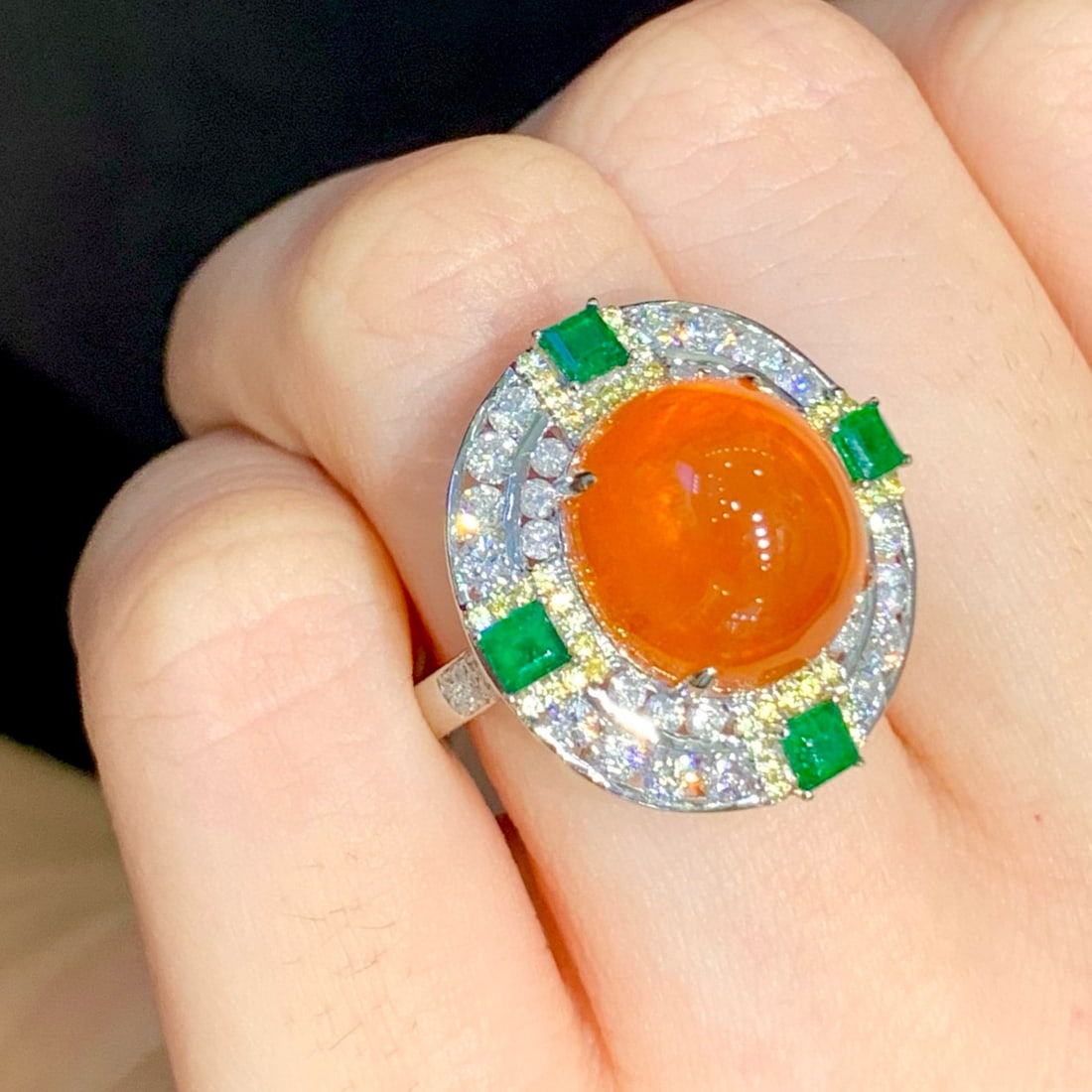 14k Gold 12.10 Ct Natural Spessartine & Diamond & Emerald Ring - 5