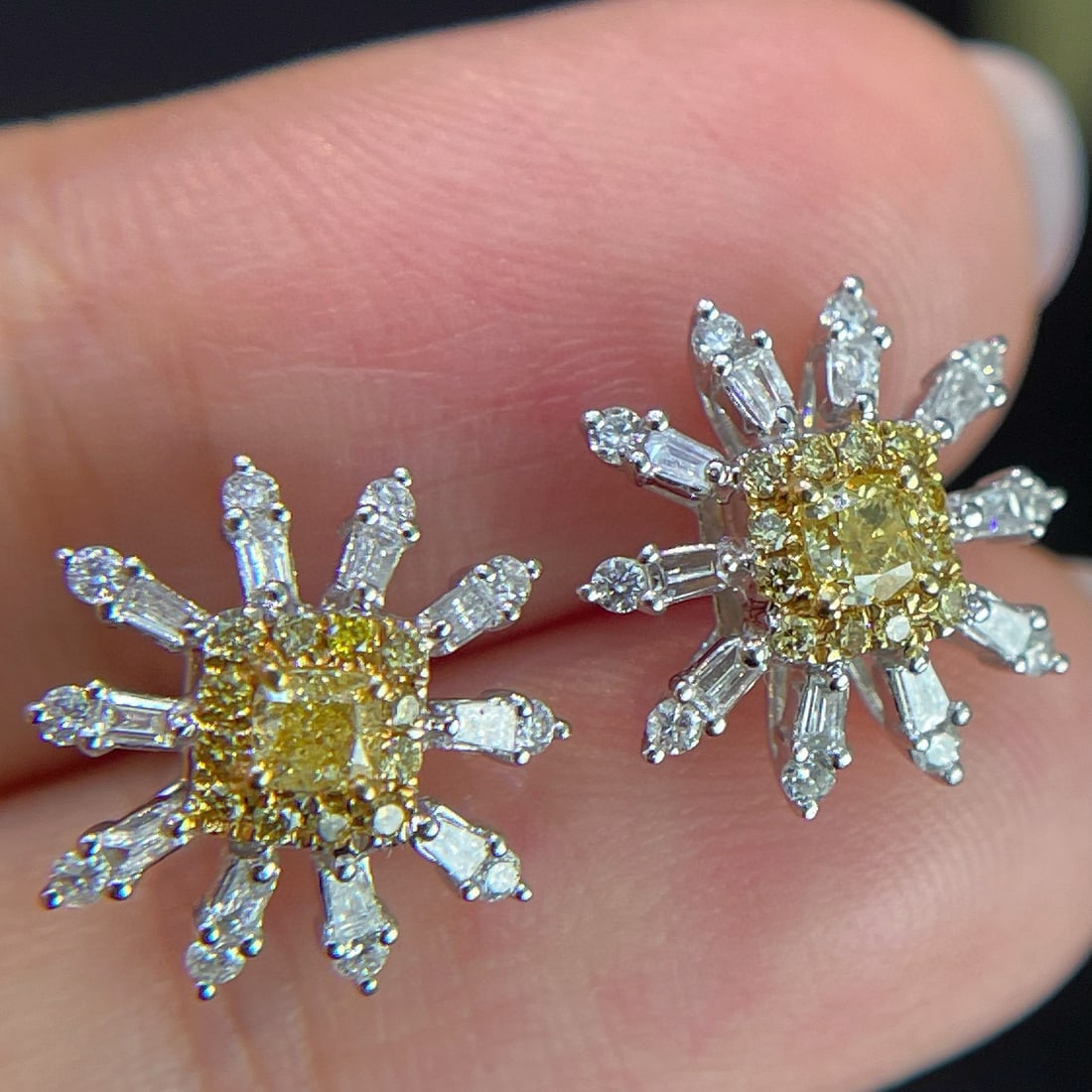 14k Gold 0.63 Ctw Natural Yellow Diamond & Diamond Earrings: Ref:231030211 // gold content:14k gold // main gemstone:yellow diamond // shape:cushion // carat weight:0. 23ct // color:yellow // treatment:natural // // adjacent gemstone 2 : diamond // shape:multip