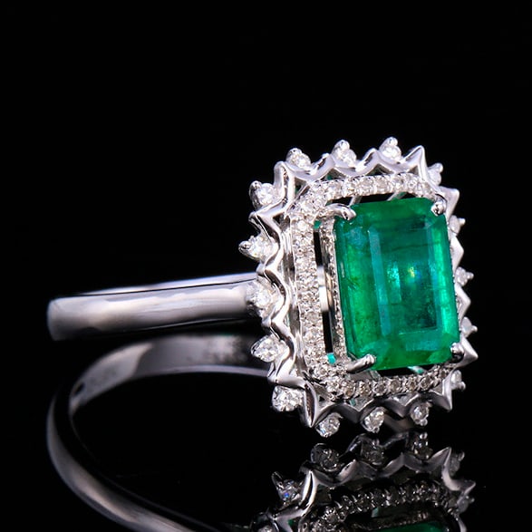 14k Gold 1.92 Ctw Vivid Green Natural Emerald & Diamond Ring - 3