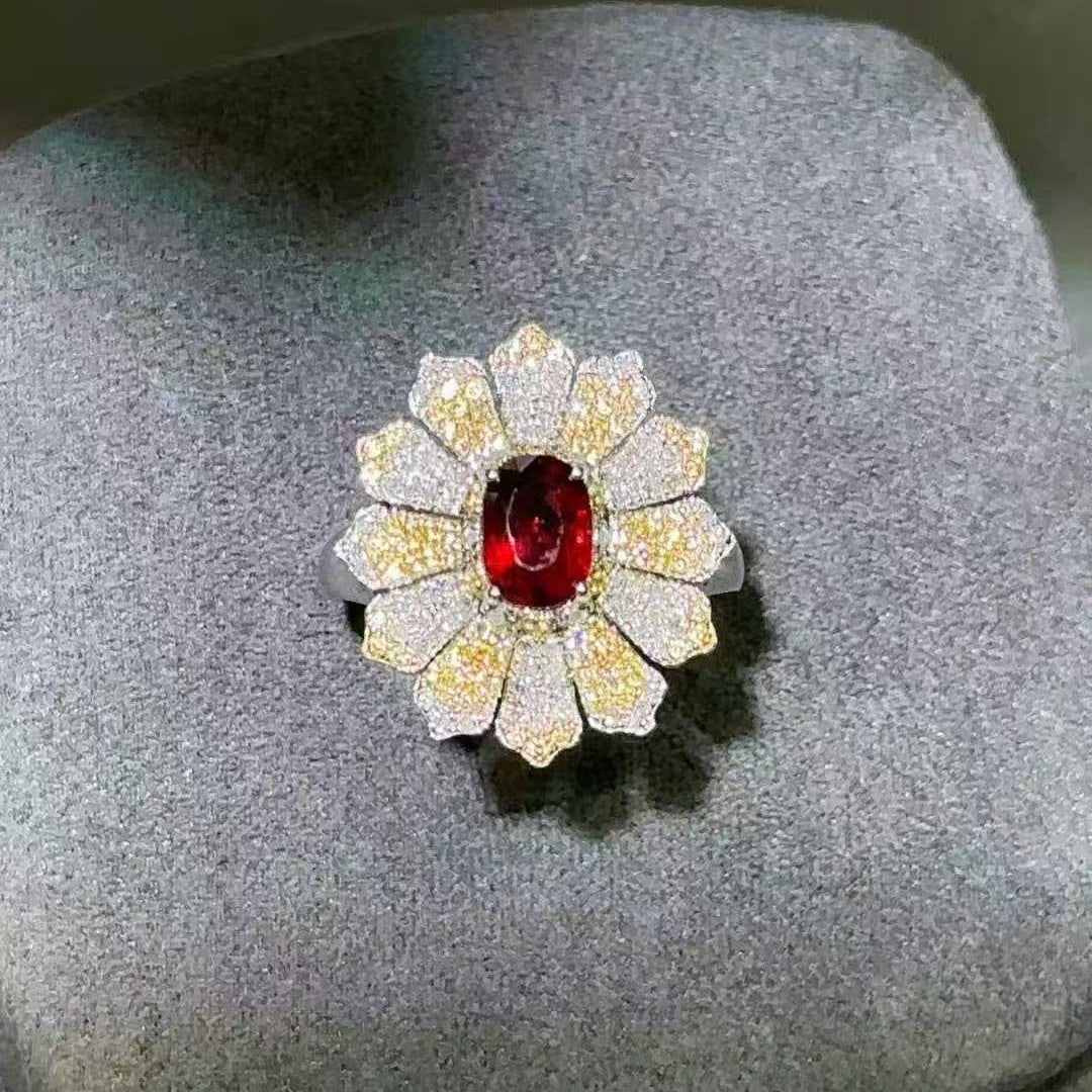 14k Gold 1.05 Ct Natural Ruby & Diamond Ring - 4