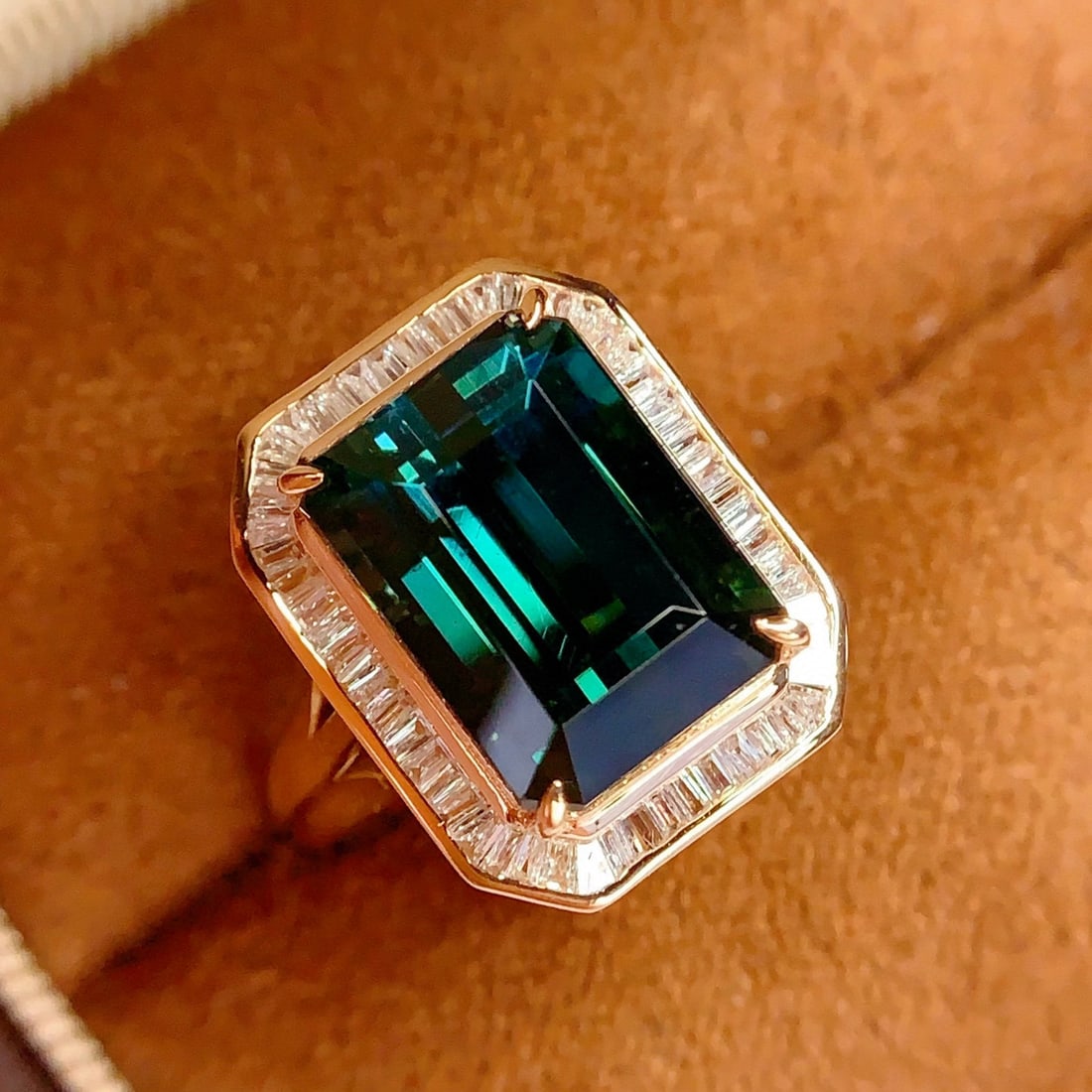 14k Gold 7.66 Ct Natural Tourmaline & Diamond Ring - 2