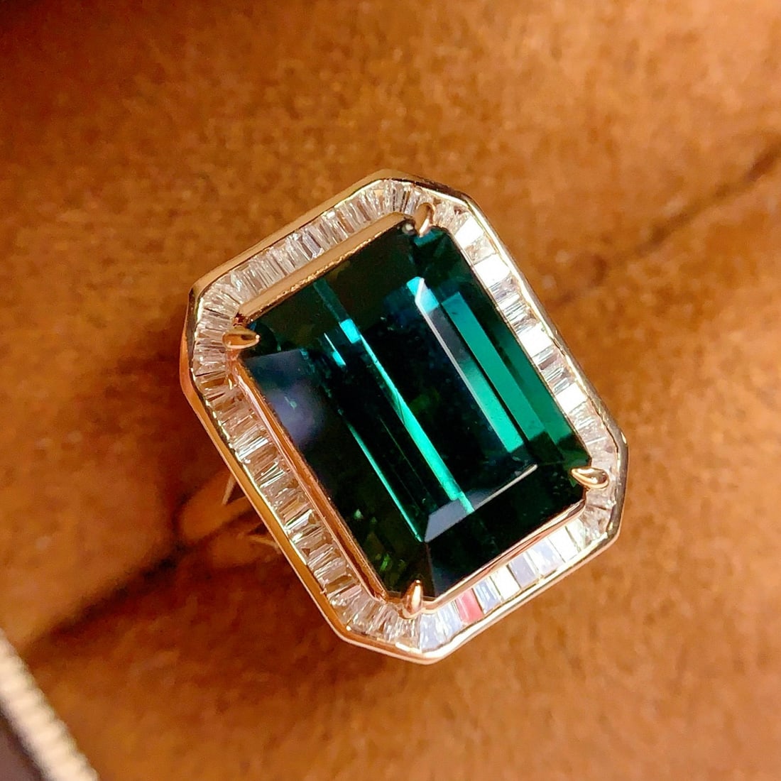14k Gold 7.66 Ct Natural Tourmaline & Diamond Ring - 4