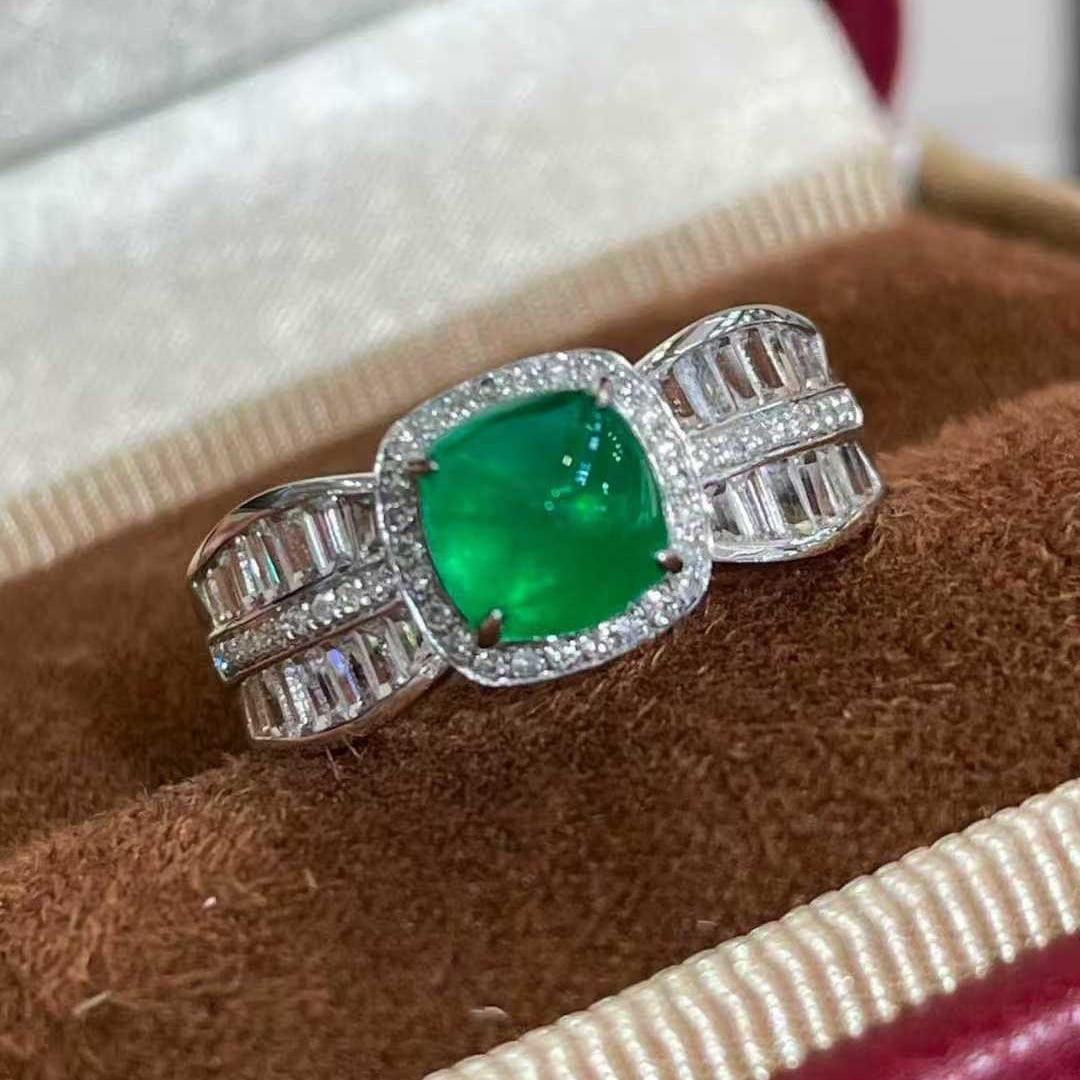 14k Gold 1.2 Ct Vivid Green Natural Emerald & Diamond & Sapphire Ring - 6