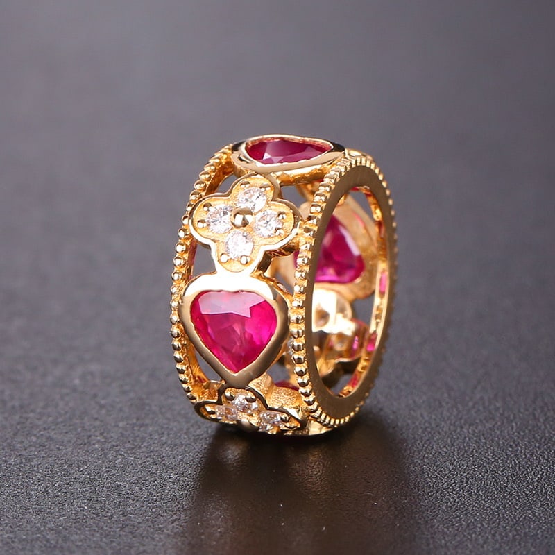 14k Gold 0.9 Ct Natural Ruby & Diamond Pendant( Without Chain ): Ref:231030316 // gold content:14k gold // main gemstone:ruby // shape:heart // carat weight:0. 9ct // color:red // treatment:natural // // adjacent gemstone 2 : diamond // shape:round // clarity
