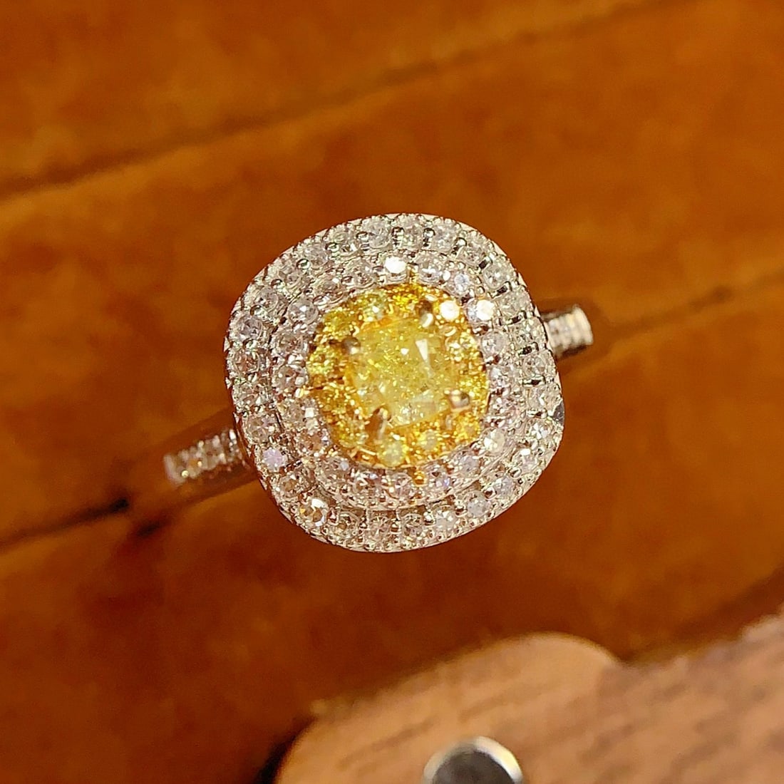 14k Gold 0.28 Ct Natural Yellow Diamond & Diamond Ring: Ref:231030321 // gold content:14k gold // ring size:7. 25us // // main gemstone:yellow diamond // shape:cushion // carat weight:0. 28ct // color:yellow // treatment:natural // // adjacent gemstone 2