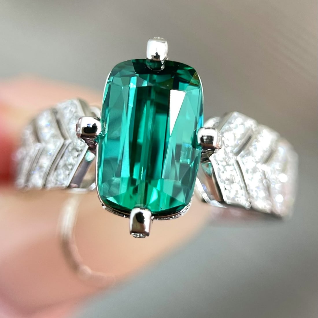 14k Gold 3.8 Ctw Natural Tourmaline & Diamond Ring: Ref:231030331 // gold content:14k gold // ring size:7. 25us // // main gemstone:tourmaline // shape:cushion // carat weight:3. 3ct // color:green // treatment:natural // // adjacent gemstone 2 :
