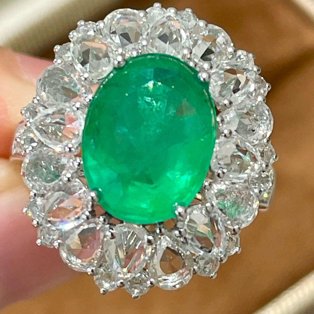 14k Gold 2.7 Ct Natural Emerald & Sapphire & Diamond Ring: Ref:231030364 // gold content:14k gold // ring size:7. 25us // // main gemstone:emerald // shape:oval // carat weight:2. 7ct // color:green // treatment:natural // // adjacent gemstone 2 : sapphire