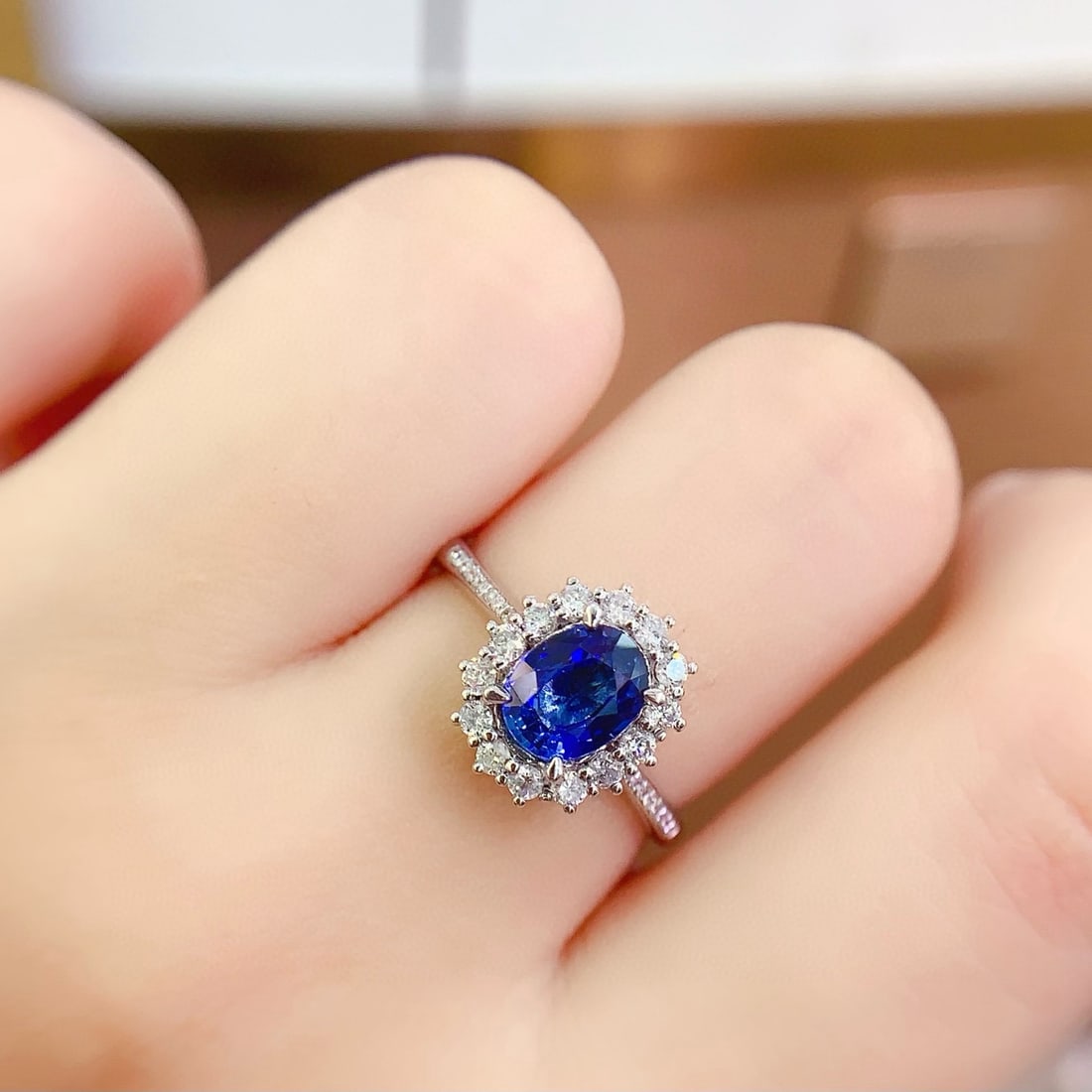 14k Gold 1.5 Ct Vivid Blue Natural Sapphire & Diamond Ring - 7