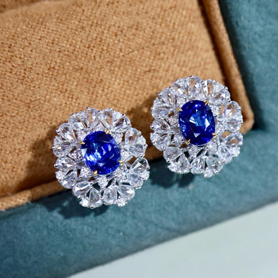 14k Gold 2.2 Ctw Natural Sapphire & Diamond Earrings - 6