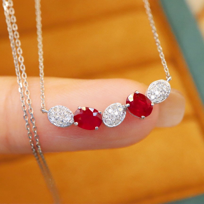 14k Gold 0.94 Ctw Vivid Red Natural Ruby & Diamond Necklace - 3