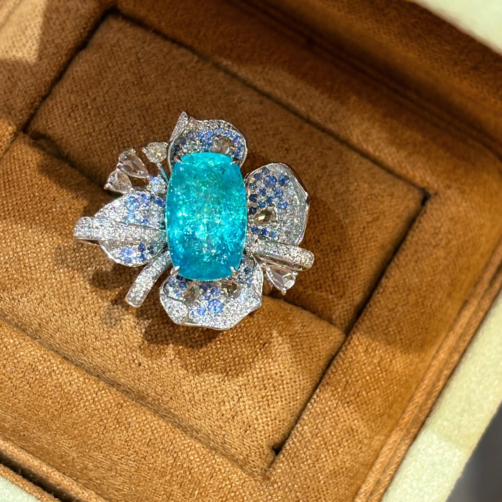 14k Gold 4.39 Ct Natural Paraiba Tourmaline & Diamond & Sapphire Ring: Ref:231030421 // gold content:14k gold // ring size:7. 25us // // main gemstone:paraiba tourmaline // shape:cushion // carat weight:4. 39ct // color:blue // treatment:natural // // adjacent gemstone 2