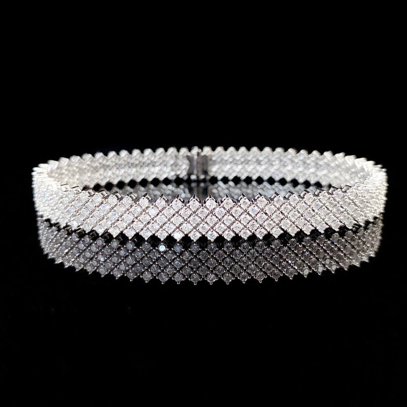 14k Gold 5.5 Ct Natural H Diamond Bracelet: Ref:231031001 // gold content:14k gold // main gemstone:diamond // shape:round // carat weight:5. 5ct // clarity grade:vs-si // color:h // treatment:natural // cut grade:g // Condition: New Low