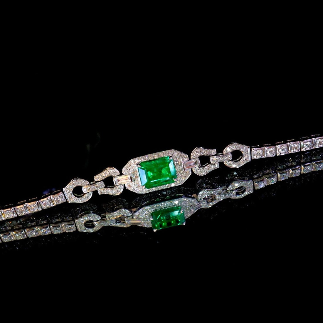 14k Gold 2.24 Ctw Vivid Green Natural Emerald & Diamond Bracelet - 2