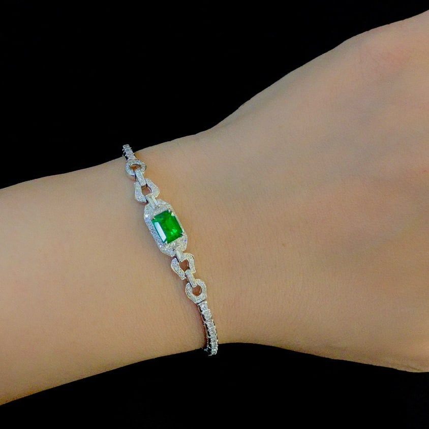 14k Gold 2.24 Ctw Vivid Green Natural Emerald & Diamond Bracelet - 3