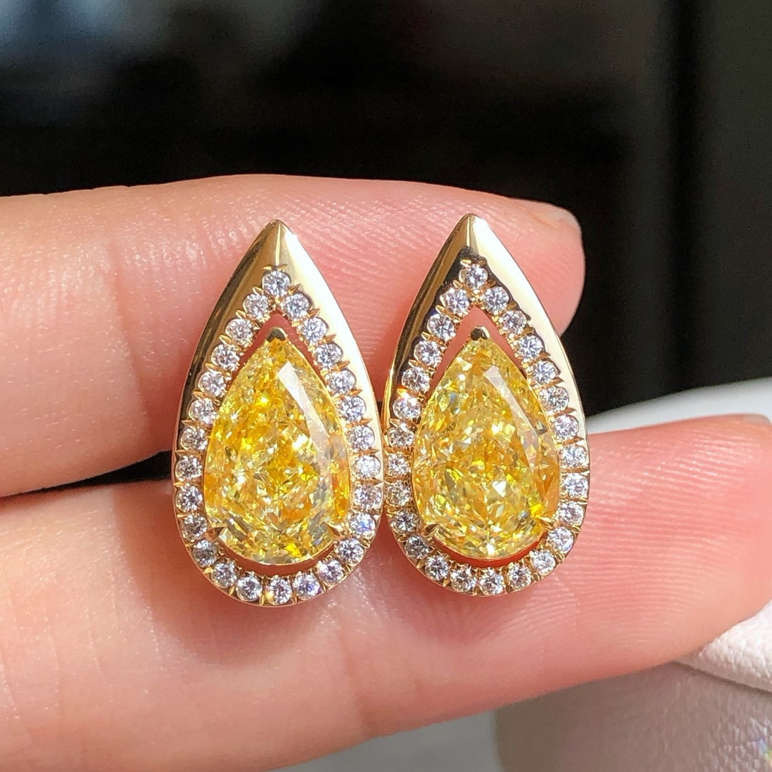 14k Gold 4.30 Ctw Natural Yellow Diamond & Diamond Earrings - 4
