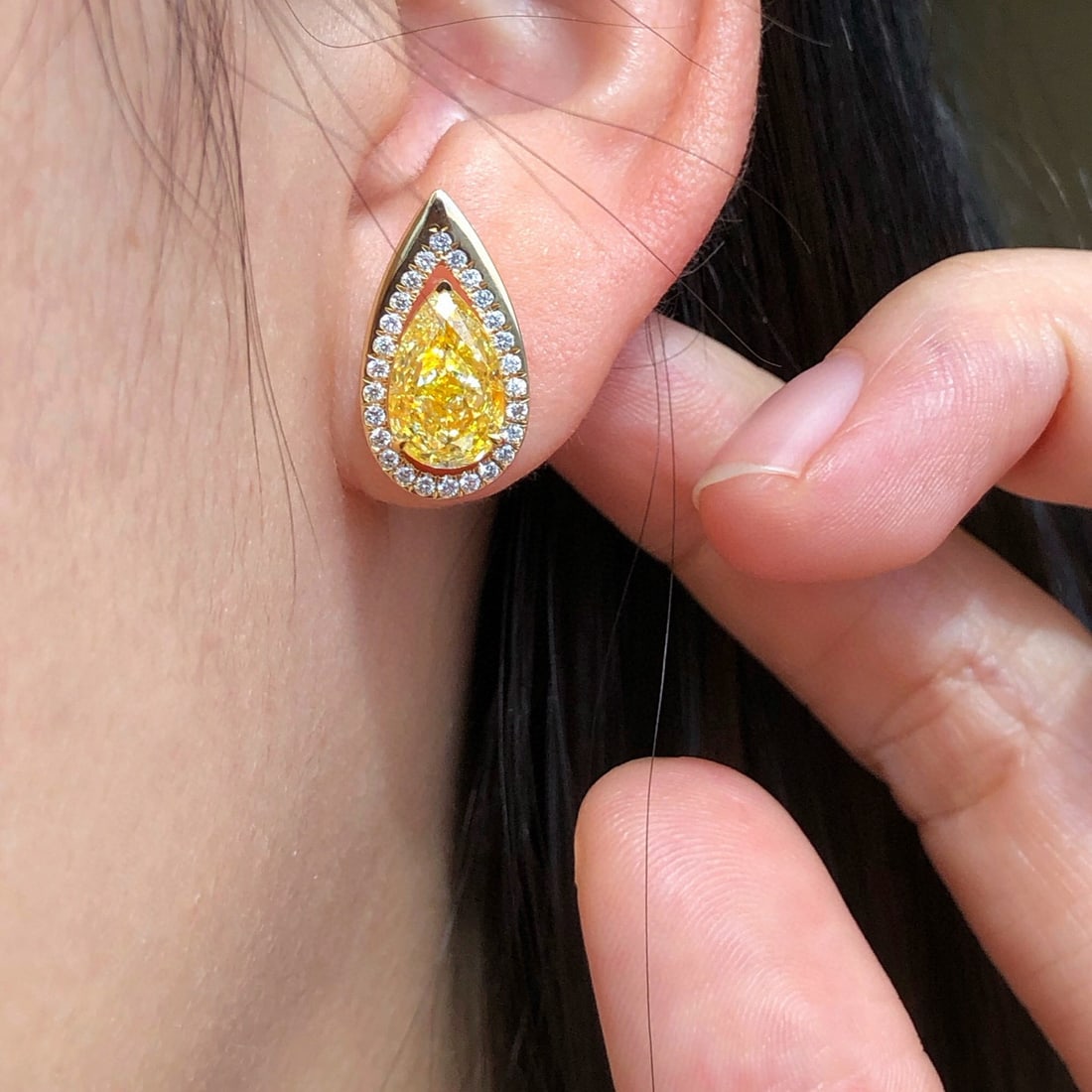 14k Gold 4.30 Ctw Natural Yellow Diamond & Diamond Earrings - 6