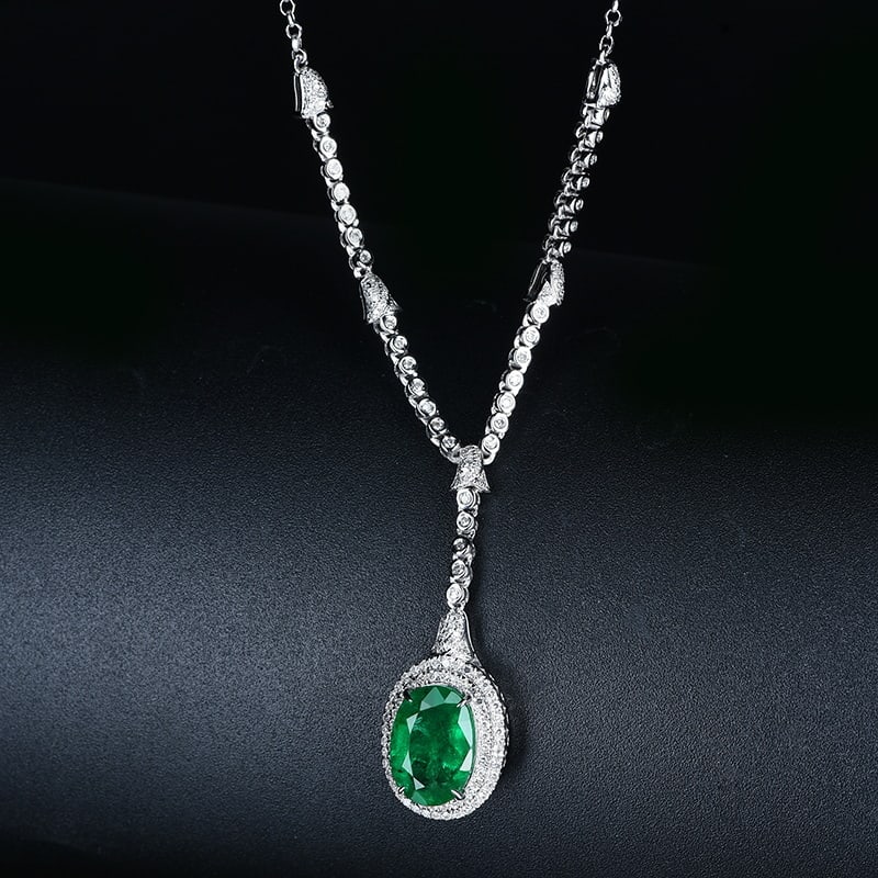14k Gold 3.6 Ct Vivid Green Natural Emerald & Diamond Necklace - 2