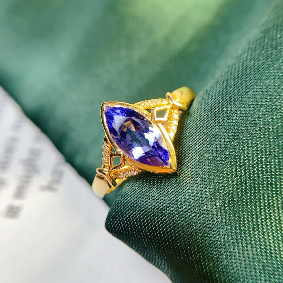 14k Gold 1.15 Ct Natural Tanzanite & Diamond Ring - 5
