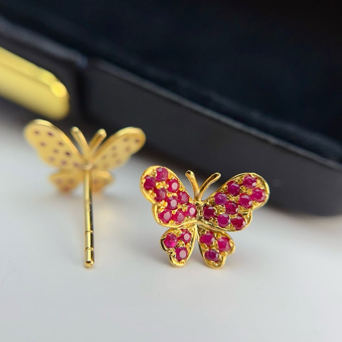 14k Gold 1.00 Ct Natural Ruby & Butterfly Earrings - 6
